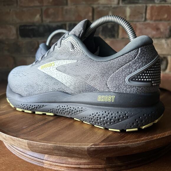 Brooks Ghost 16 Primer Gray Road Running Shoes Sneakers Men's 7.5 Women's 9 - Picture 3 of 16